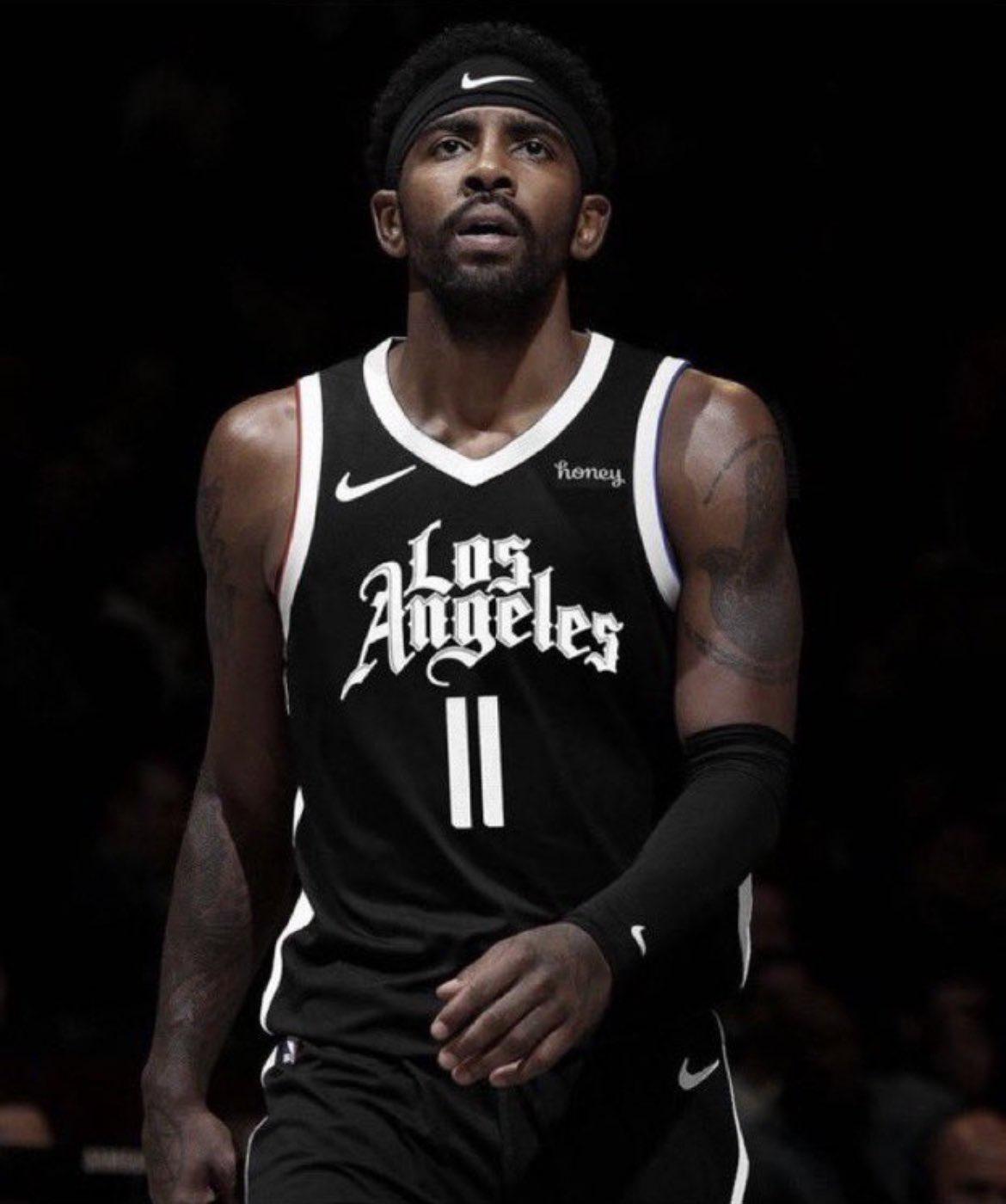 翔帆绕至背 翔帆绕至背